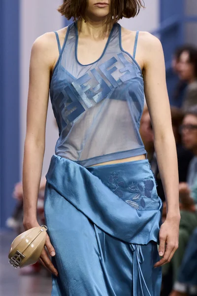 Look 130